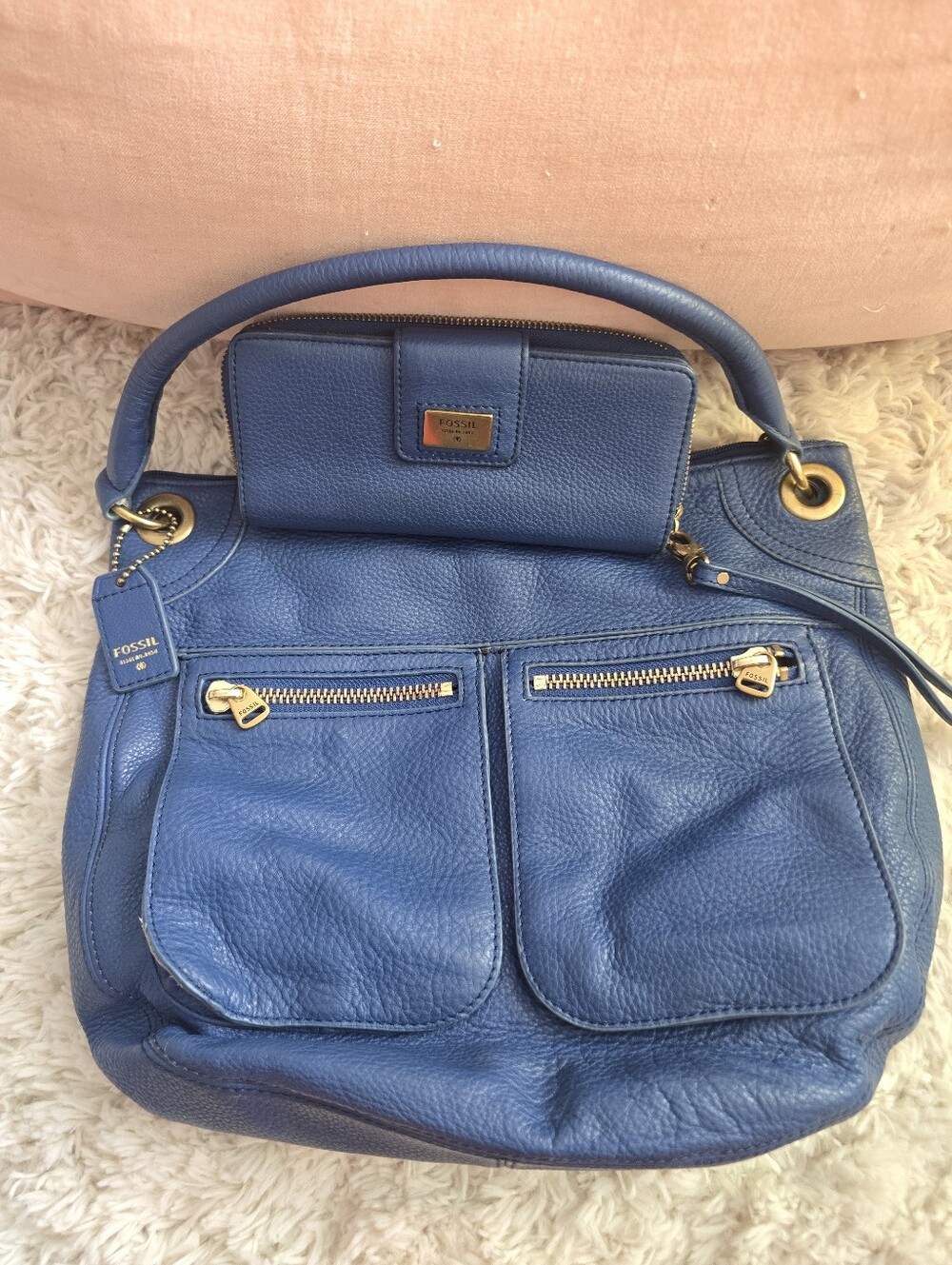 fossil handbag and wallet
